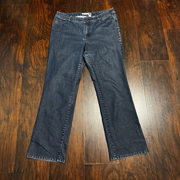 Chico's Platinum Denim Blue High Rise Flare Jeans 2.5 (14) EUC - Picture 2 of 11